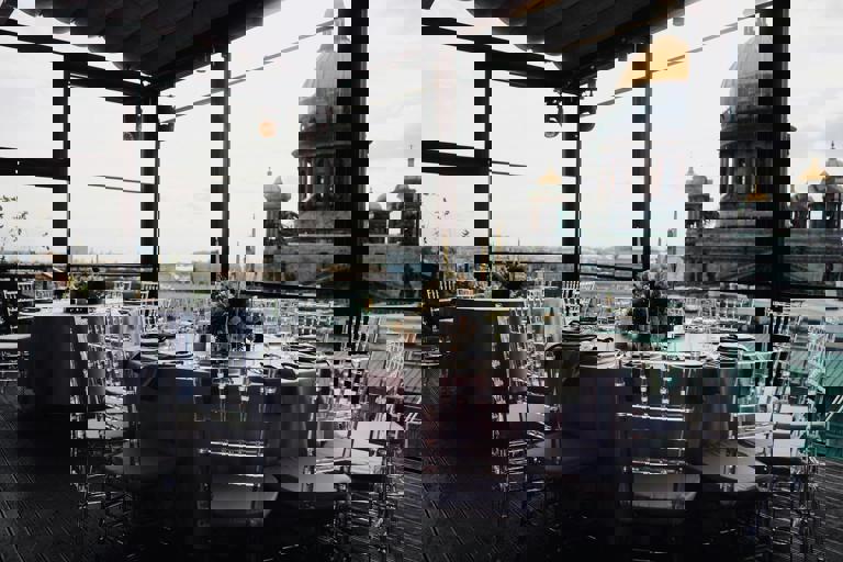 Local Chef Revolutionizes Urban Dining by Opening Rooftop Fish Farm Restaurant